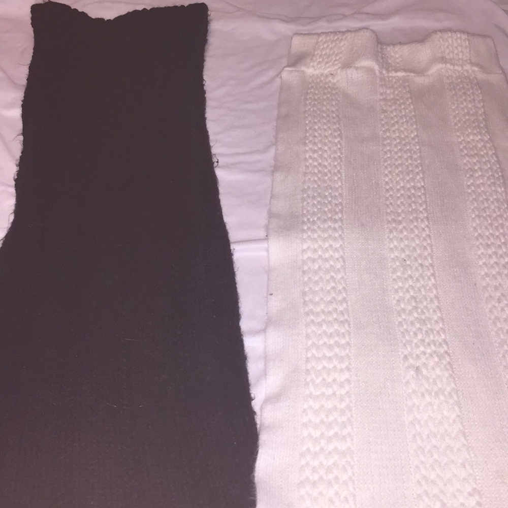 Two scarfs BUNDLE OR SEPARATE